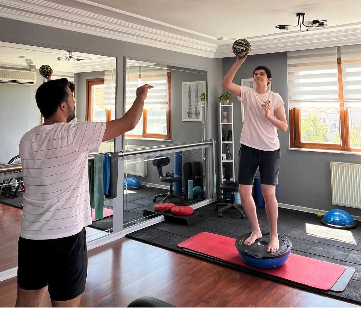 Ön Çapraz Bağ (ACL) Cerrahisi Sonrası Geç Dönem Rehabilitasyon